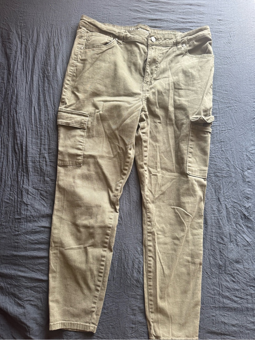 Female juniors green Cargo Pants - skinny jeans